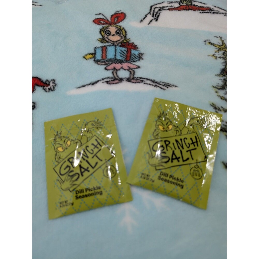 New McDonald's Grinch Salt 2 Packs Dill Pickle Seasoning